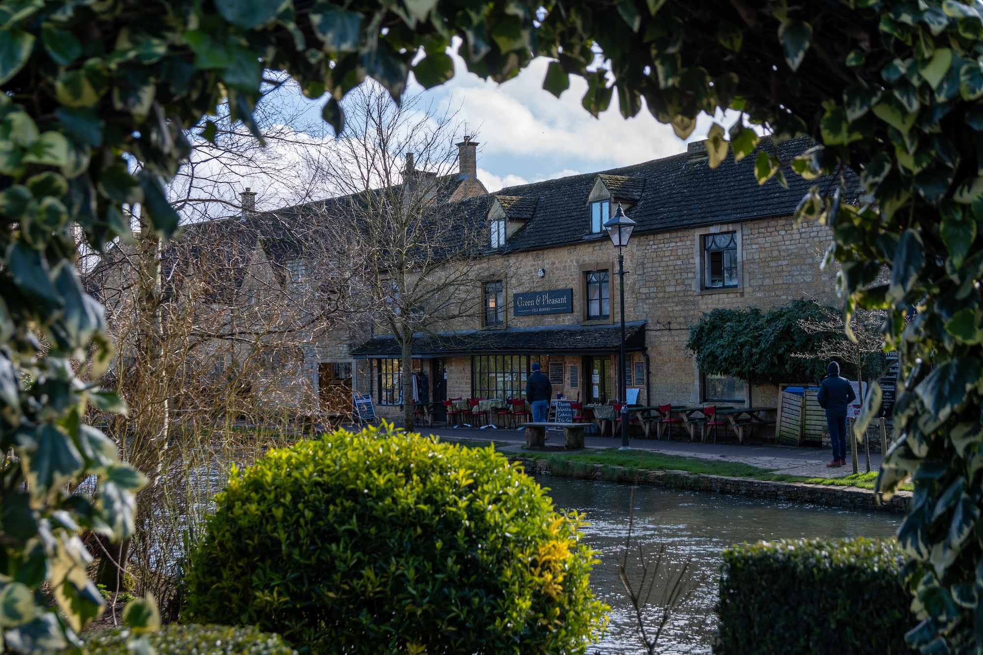 The Ultimate Bourton-on-the-Water Bucket List for 2024 (Don’t Miss Out!)